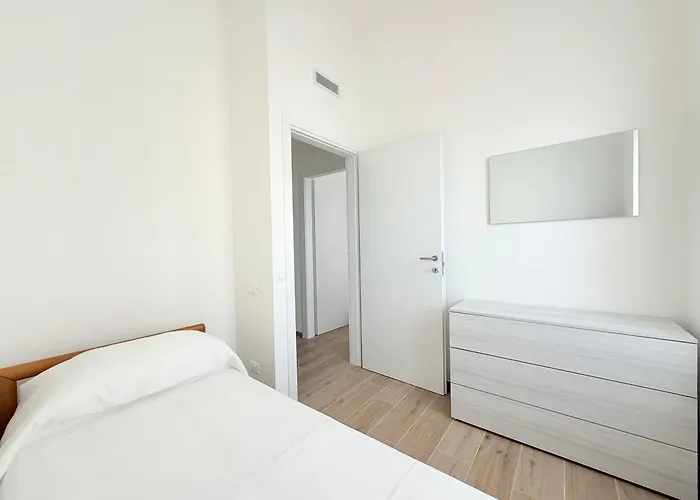 Se202 - Senigallia, Nuovo Trilocale In Centro Superaccessoriato 西尼加利亚